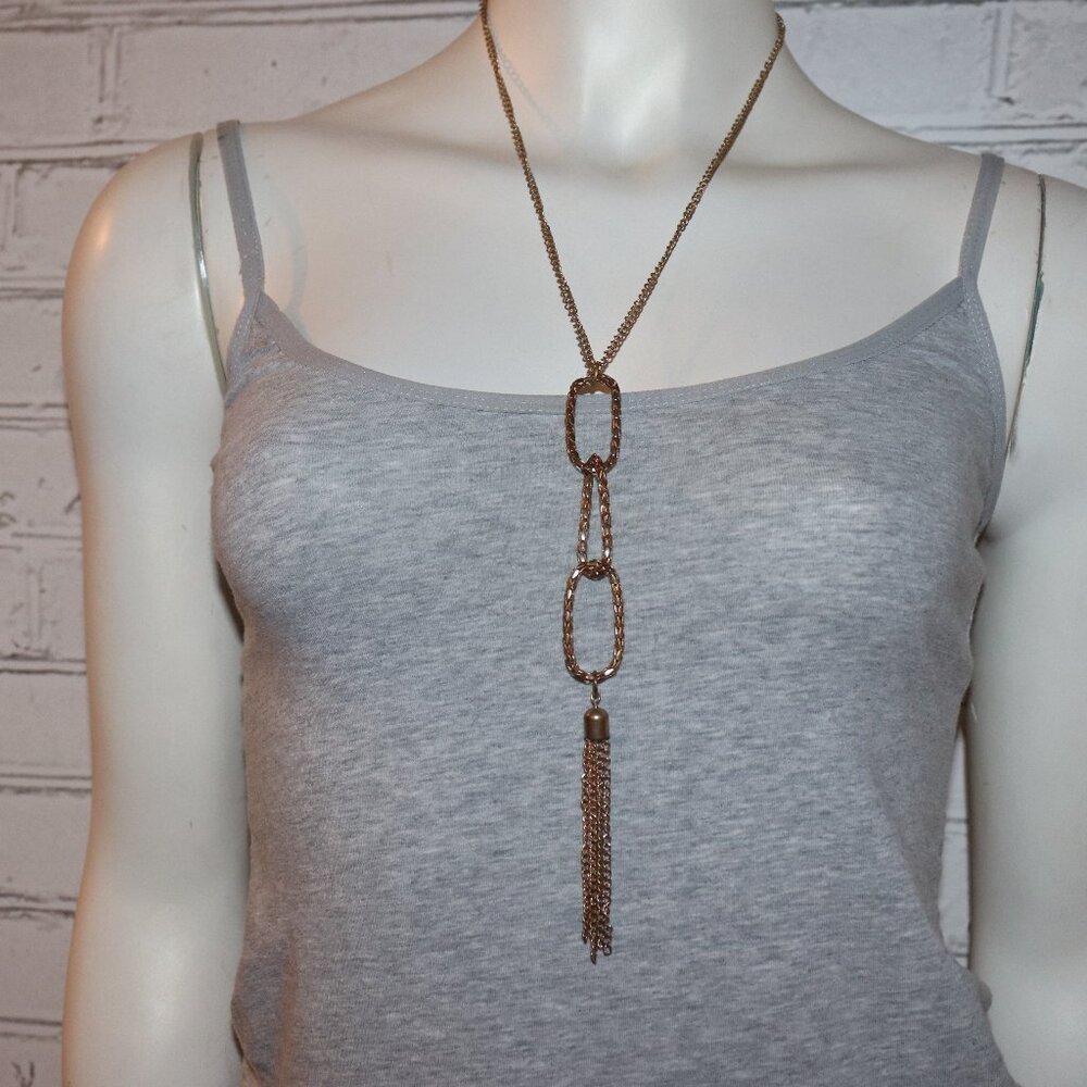 Beautiful gold necklace with chain link and tassel and pendant 22"
